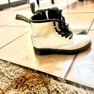 Dr. Martens Kids White Leather Boots